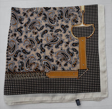 Afbeelding in Gallery-weergave laden, Sjaal van polyester “Rosie”