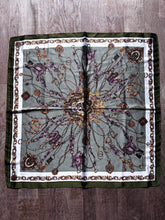 Afbeelding in Gallery-weergave laden, Sjaal van polyester “Denise”