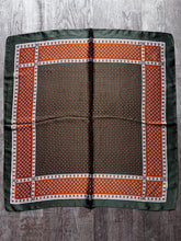 Afbeelding in Gallery-weergave laden, Sjaal van polyester “Evi”