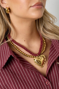Necklace with heart charm “brown”