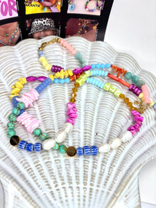 Multicolor kralenketting met goodbeadzz kraal “beach vibes”