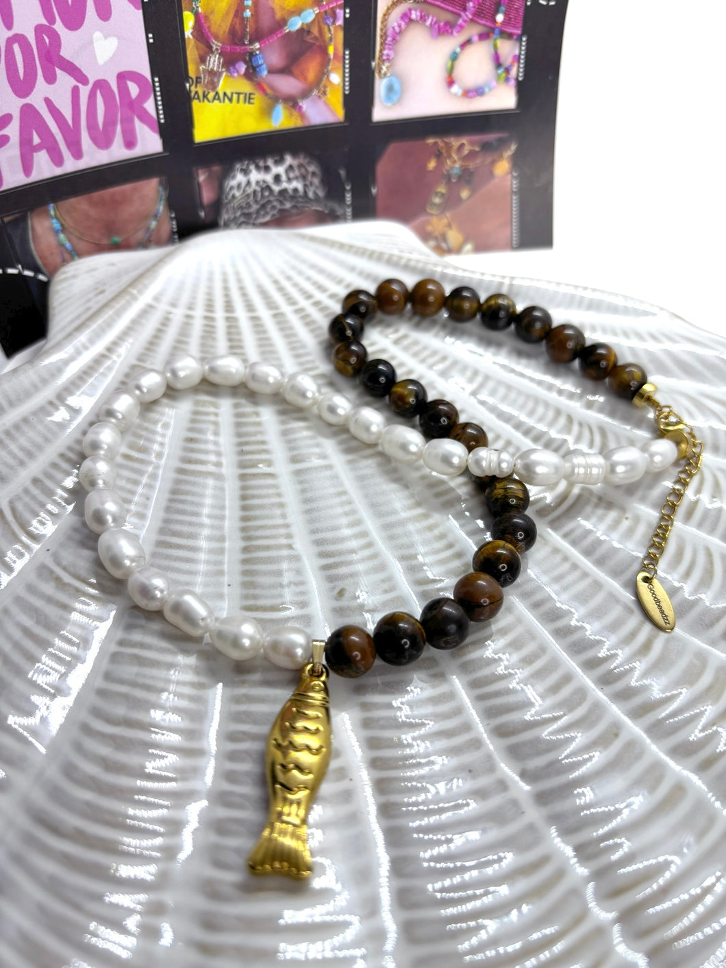 Kralenketting met mix van Tijgeroog kralen, parels en visbedel