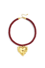Afbeelding in Gallery-weergave laden, Necklace with charm heart “red”
