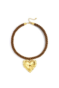 Necklace with heart charm “brown”