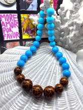 Load image into Gallery viewer, Grote kralenketting blue tiger

