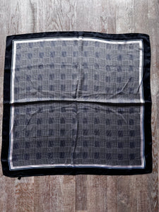 Sjaal van polyester “Fay”