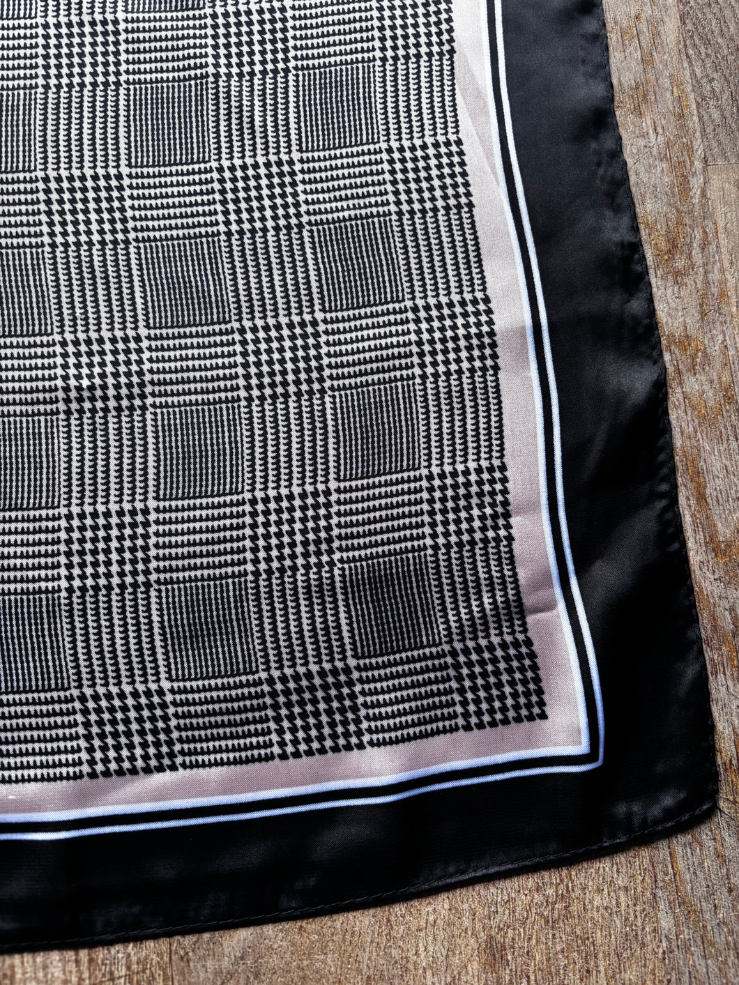 Sjaal van polyester “Fay”