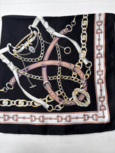 Afbeelding in Gallery-weergave laden, Sjaal van polyester “Iris”
