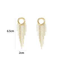 Afbeelding in Gallery-weergave laden, Stainless steel short fringe oorbellen gold “Belle”
