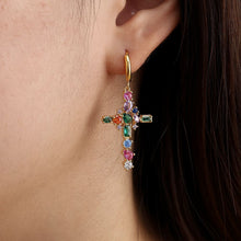 Afbeelding in Gallery-weergave laden, Stainless steel oorbellen multicolor cross “gold”
