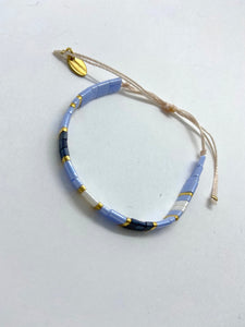 Mooie Tila armband met verschuifbare knoop “lavendel”