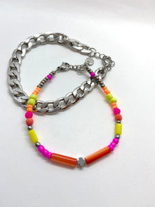 Mooie neon kralenarmband “Neon 2”