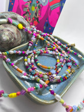 Afbeelding in Gallery-weergave laden, Multicolor kralenketting “Silver”
