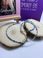 Afbeelding in Gallery-weergave laden, Korte fijne kralenketting met Miyuki kralen “purple/mint”
